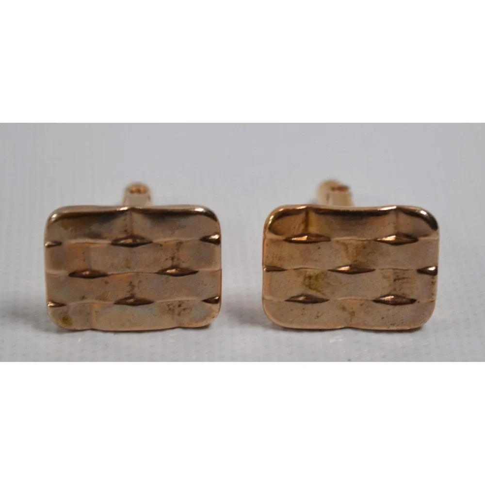Vintage Men's Gold Toned Cuff Links Woven Pattern .75